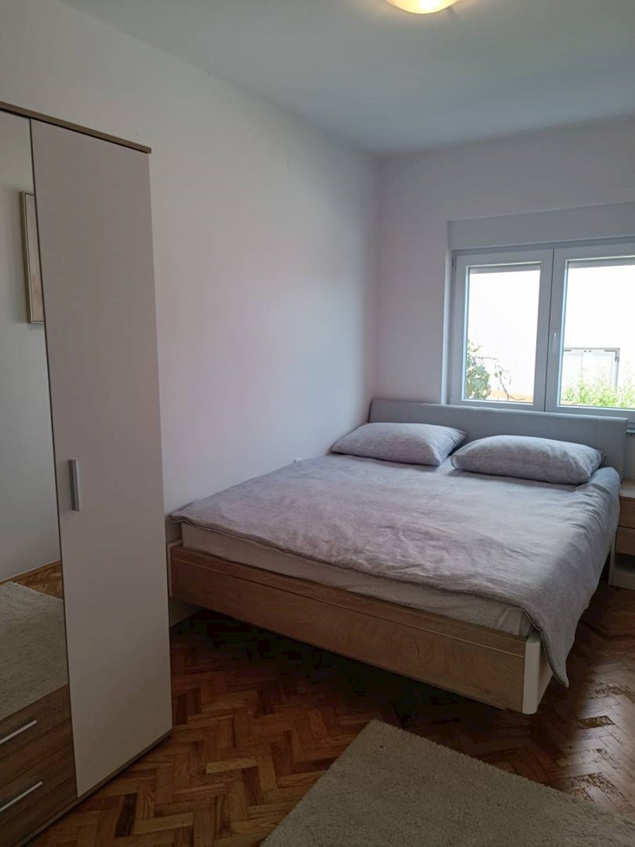Apartma Na predaj - PRIMORSKO-GORANSKA CRIKVENICA