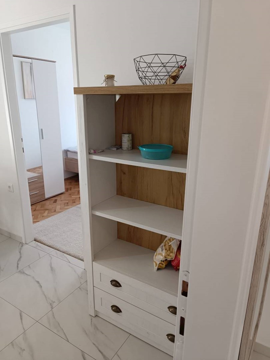 Apartma Na predaj - PRIMORSKO-GORANSKA CRIKVENICA