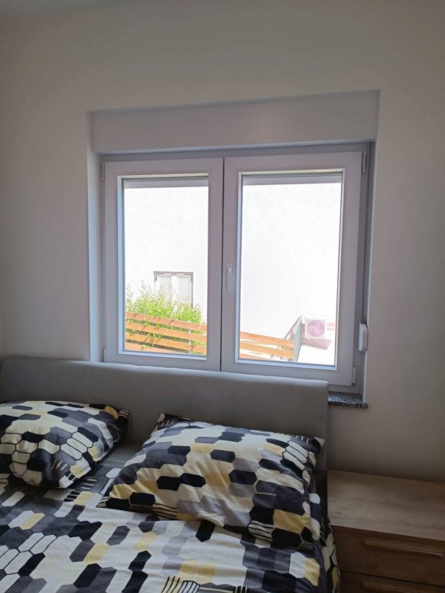 Apartma Na predaj - PRIMORSKO-GORANSKA CRIKVENICA