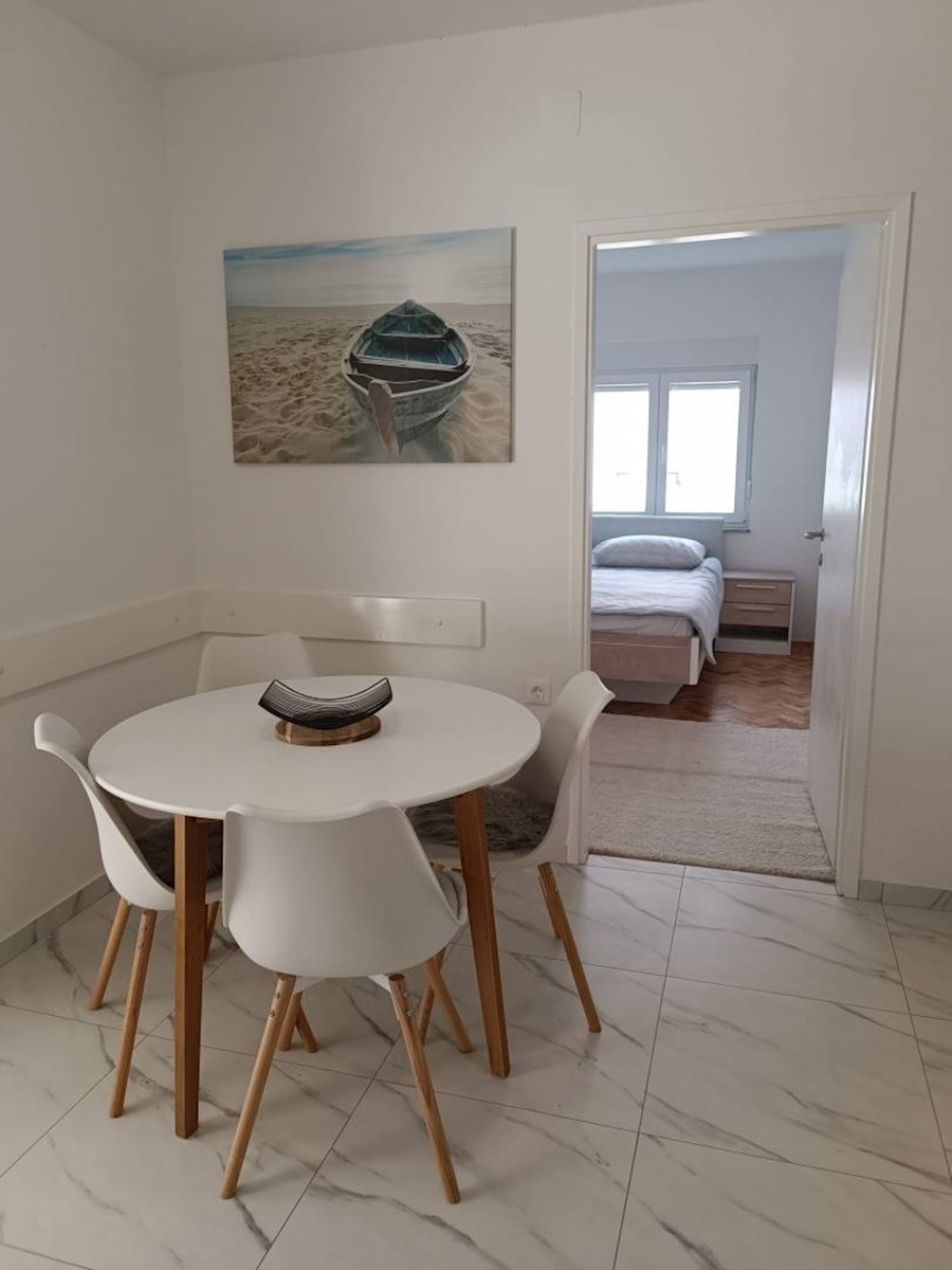 Apartma Na predaj - PRIMORSKO-GORANSKA CRIKVENICA