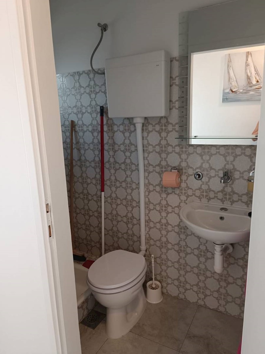Apartma Na predaj - PRIMORSKO-GORANSKA CRIKVENICA
