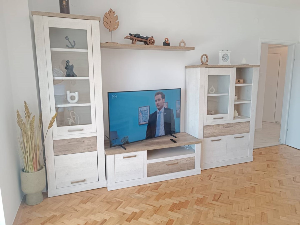 Apartma Na predaj - PRIMORSKO-GORANSKA CRIKVENICA