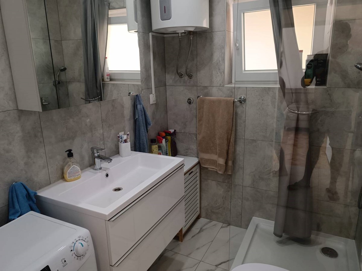 Apartma Na predaj - PRIMORSKO-GORANSKA CRIKVENICA