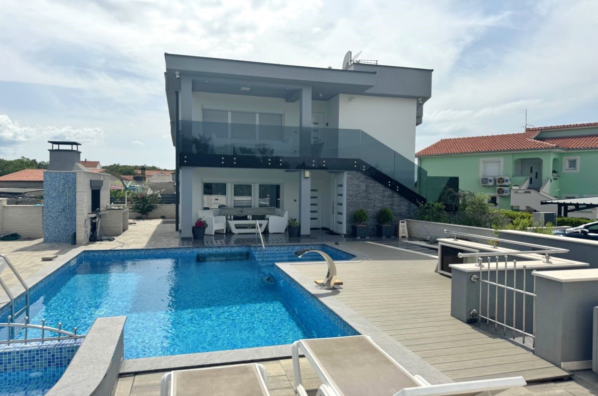 Casa In vendita - Primorsko-goranska Krk - foto 2/35