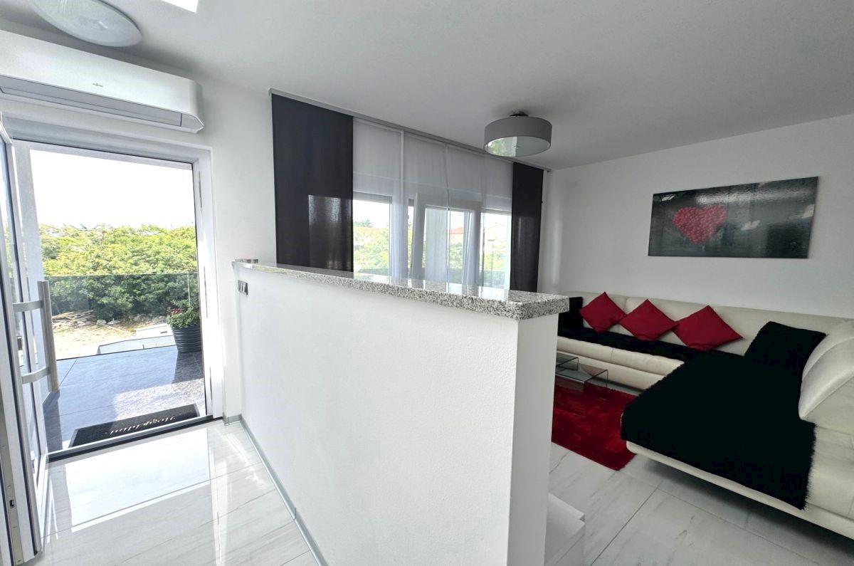 Casa In vendita - PRIMORSKO-GORANSKA KRK