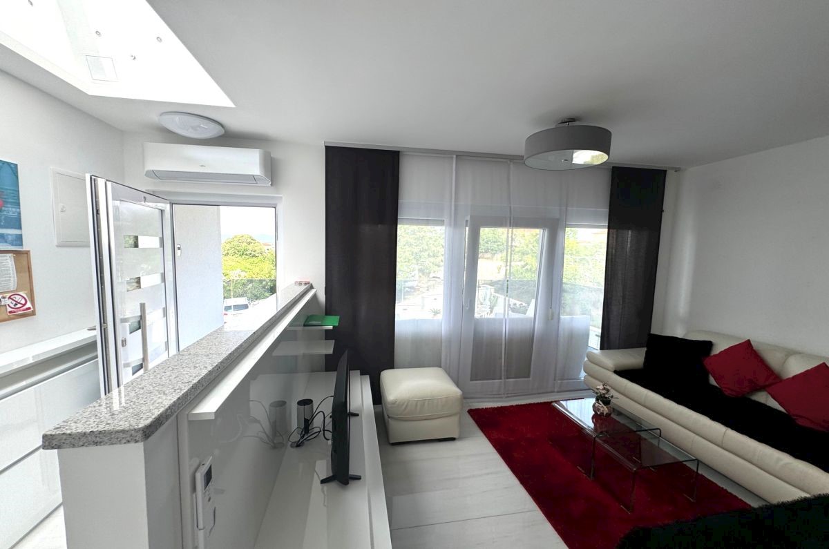 Casa In vendita - PRIMORSKO-GORANSKA KRK