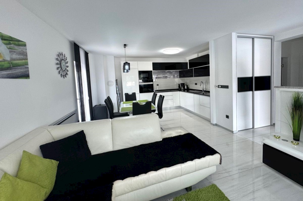 Casa In vendita - PRIMORSKO-GORANSKA KRK