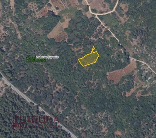 Land for sale 1280 m² – Žman
