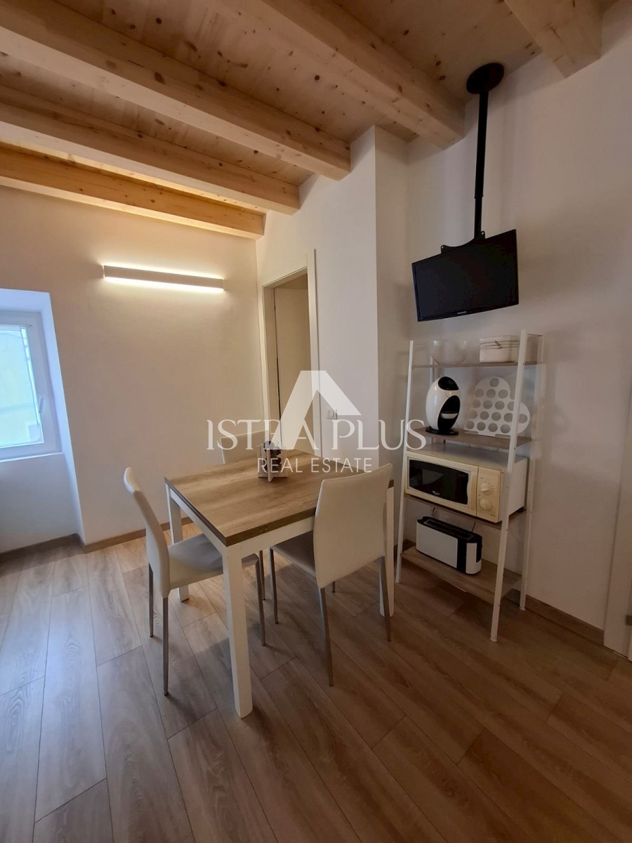 Apartmán Na predaj - ISTARSKA POREČ