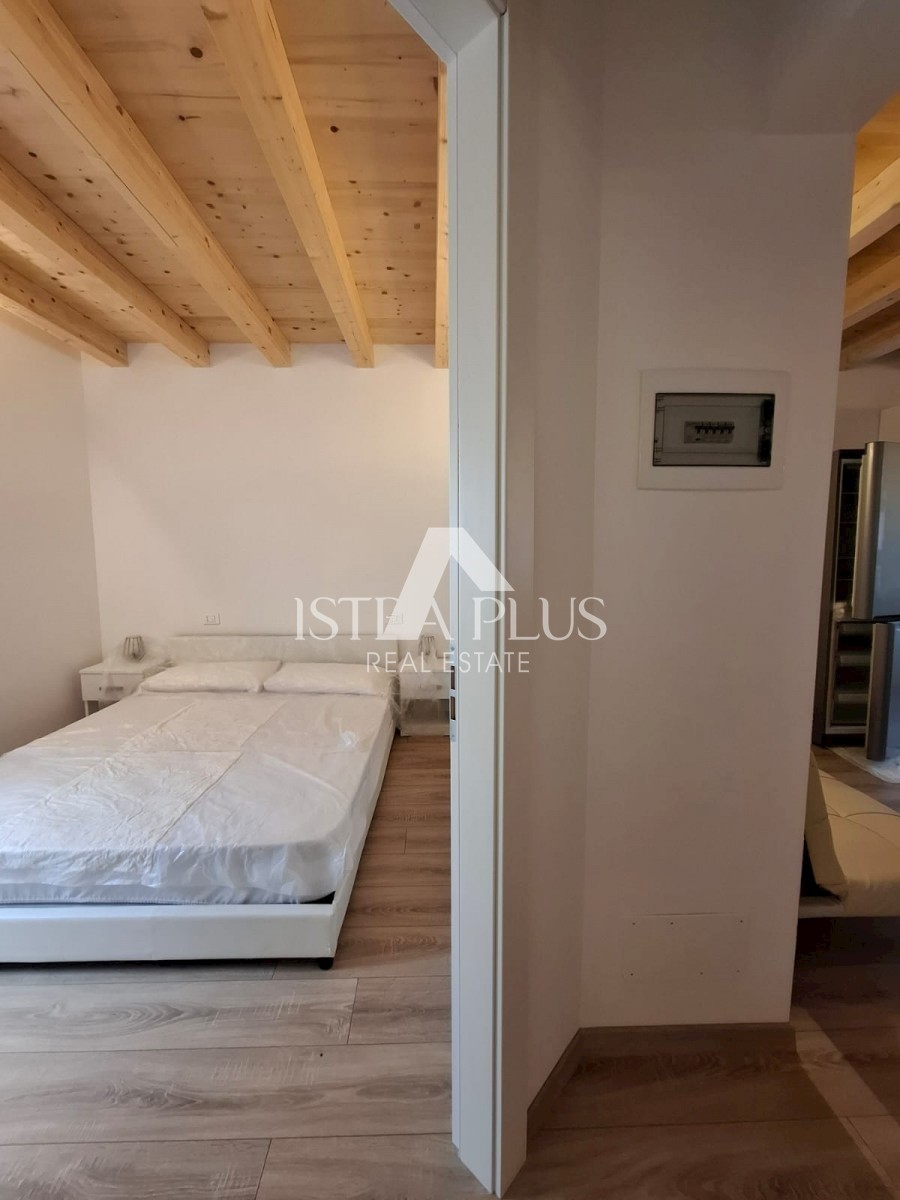 Apartmán Na predaj - ISTARSKA POREČ