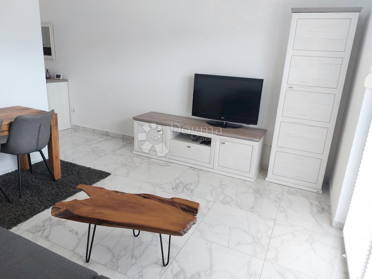 Flat For sale - PRIMORSKO-GORANSKA RAB