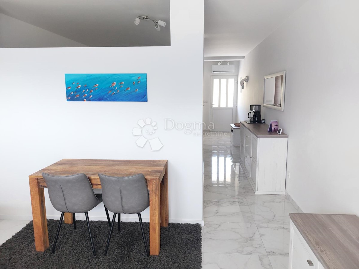 Flat For sale - PRIMORSKO-GORANSKA RAB