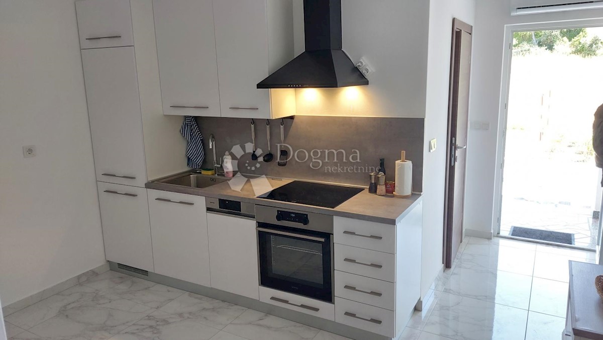 Apartmán Na prodej - PRIMORSKO-GORANSKA RAB