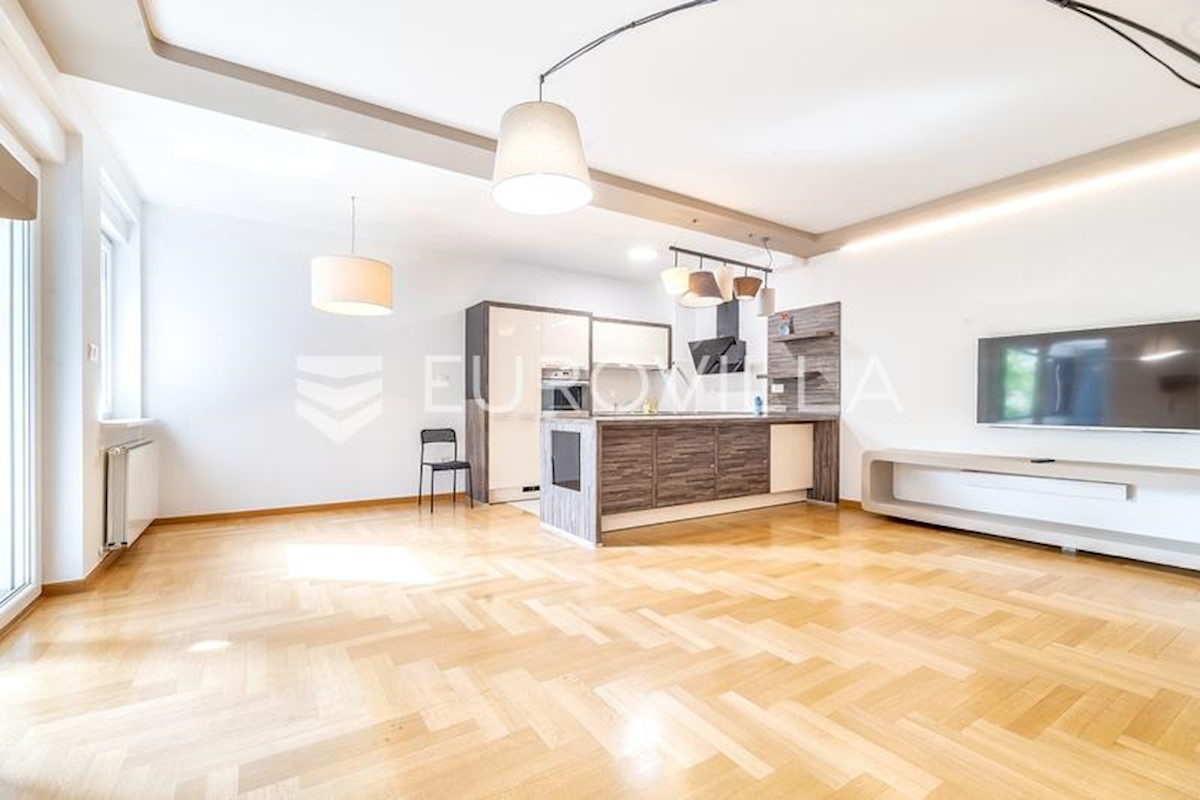 Appartement À louer - GRAD ZAGREB ZAGREB