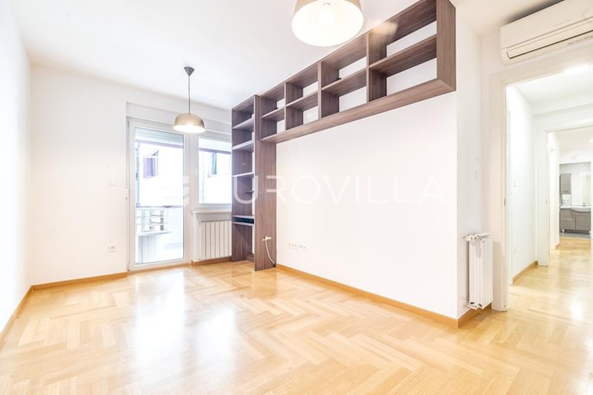 Appartement À louer - GRAD ZAGREB ZAGREB