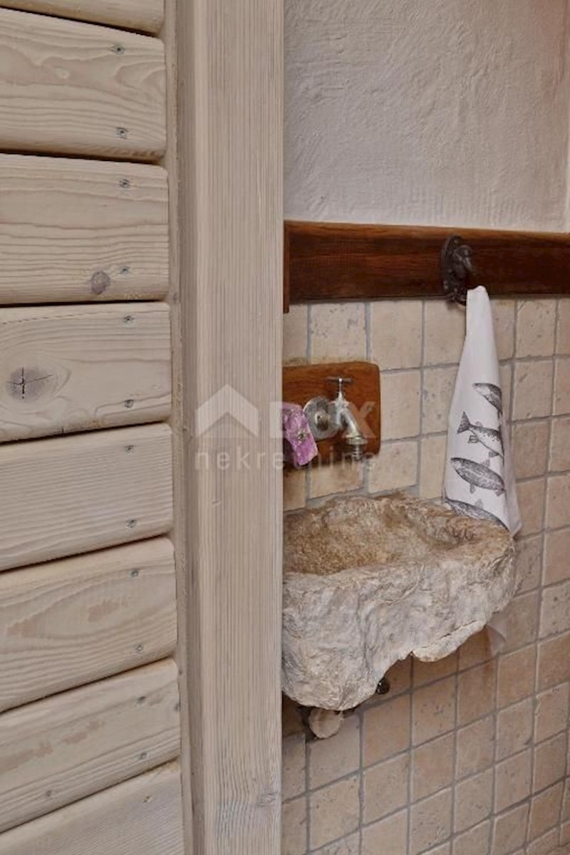 Kuća Na prodaju - PRIMORSKO-GORANSKA KRK