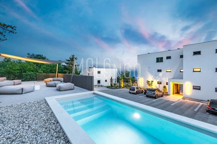 Apartment zu vermieten 80 m² – Glavani