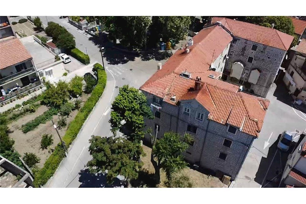 House For sale - SPLITSKO-DALMATINSKA KAŠTELA