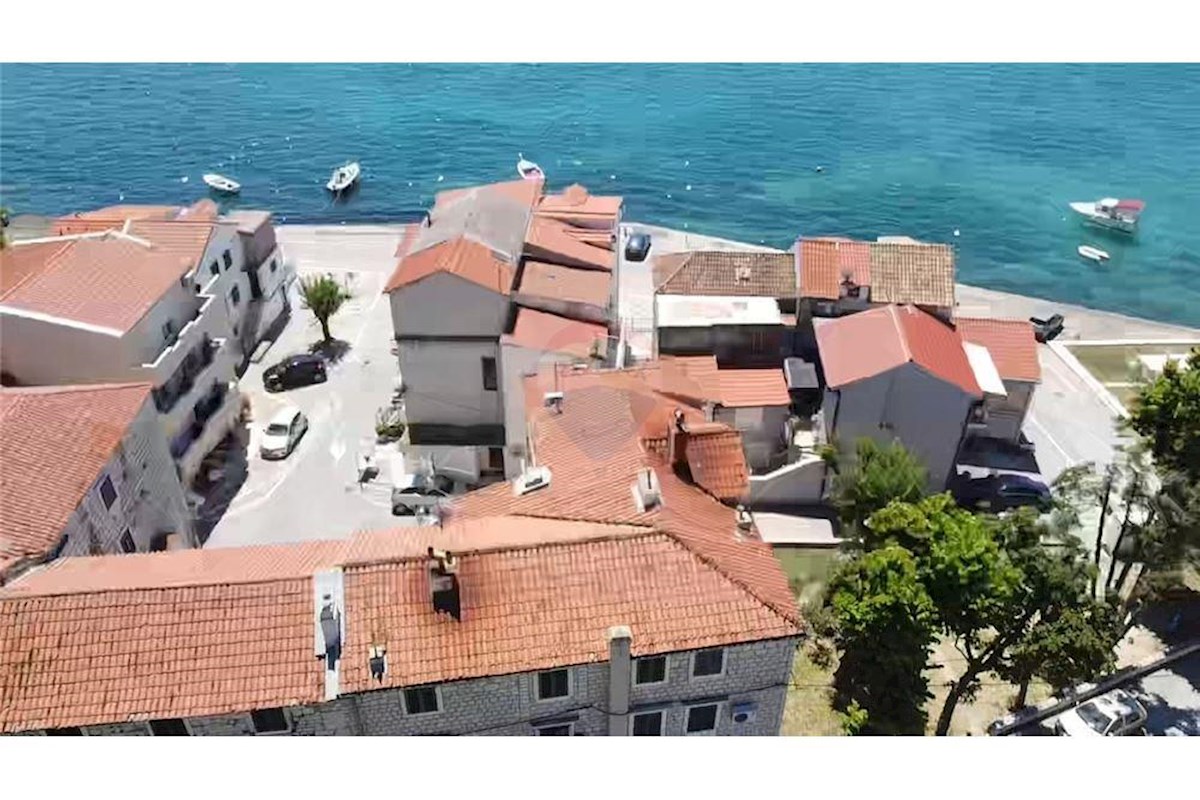 House For sale - SPLITSKO-DALMATINSKA KAŠTELA