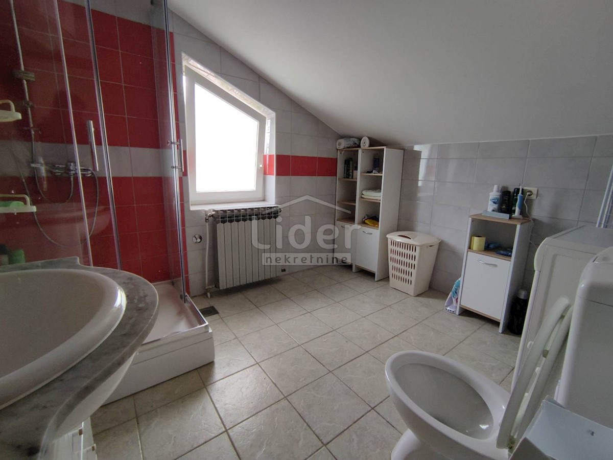 Flat For rent - PRIMORSKO-GORANSKA BAKAR