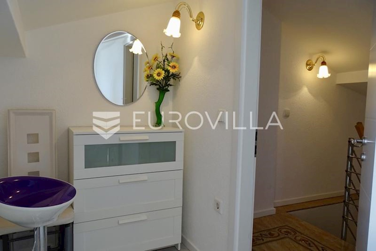 Flat For sale - Primorsko-goranska Opatija - Okolica