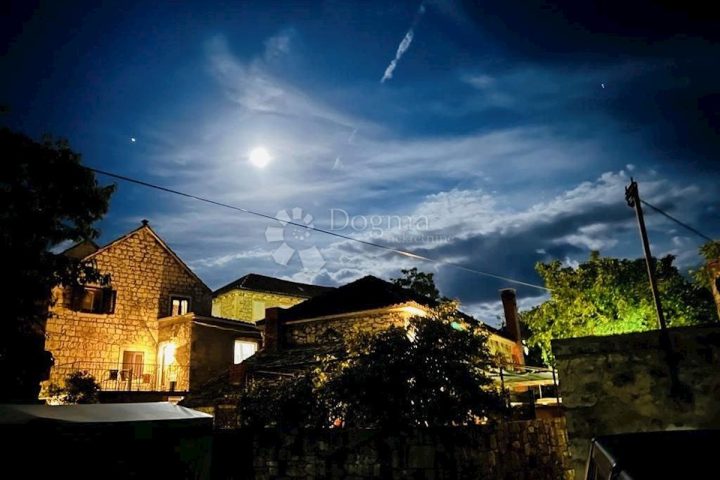 Land For sale - Splitsko-dalmatinska Brač - foto 3/8