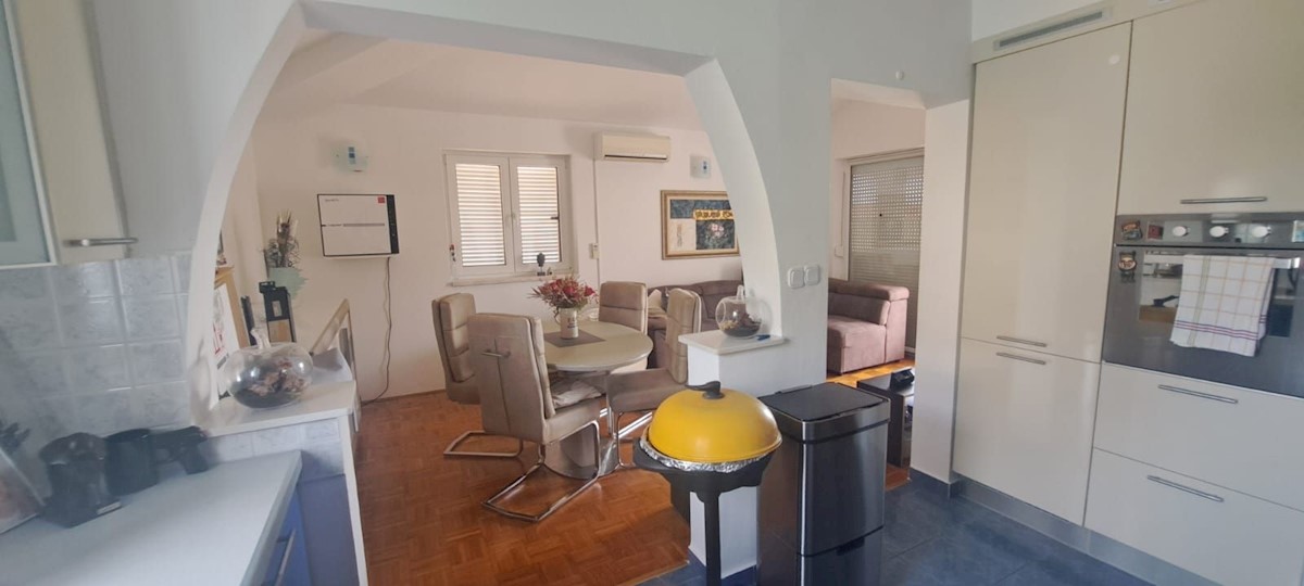 Flat For sale - ISTARSKA TAR-VABRIGA