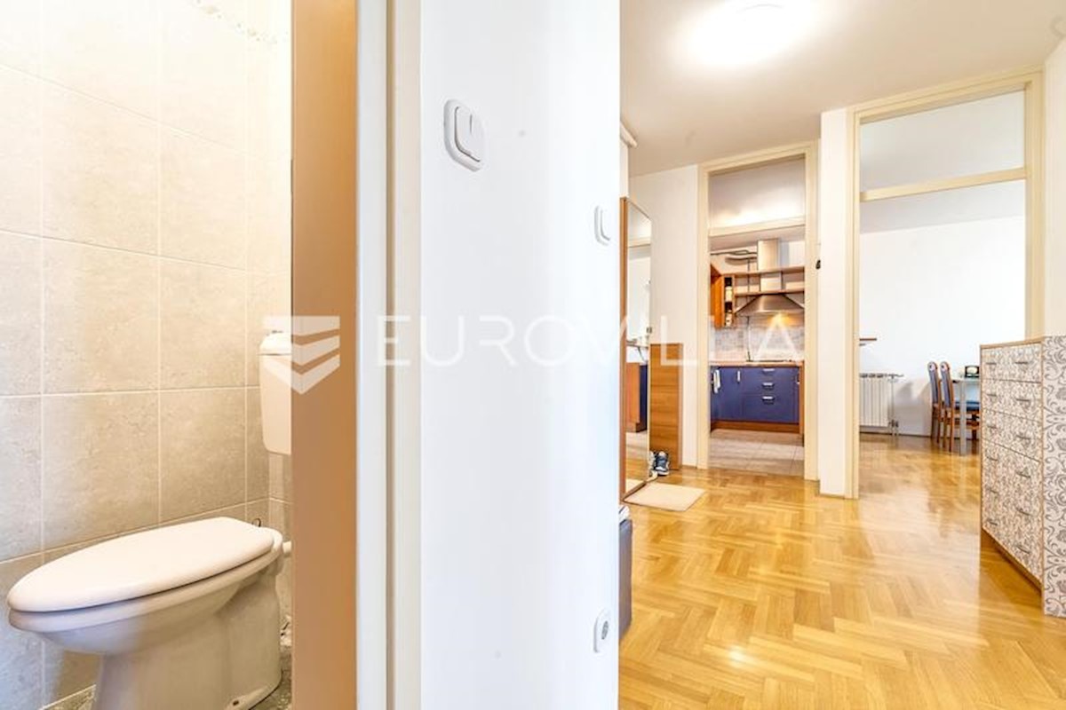 Appartement À louer - GRAD ZAGREB ZAGREB