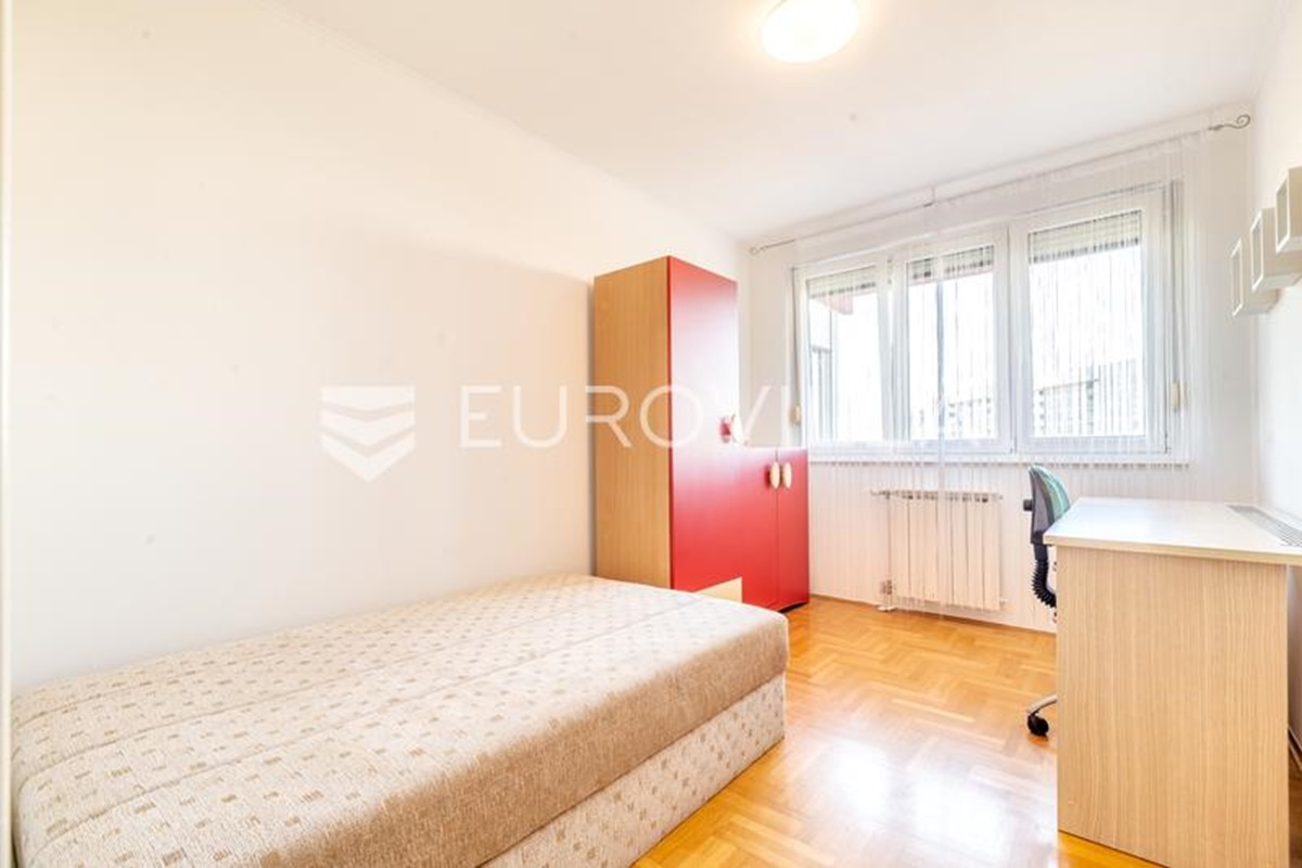 Appartement À louer - GRAD ZAGREB ZAGREB