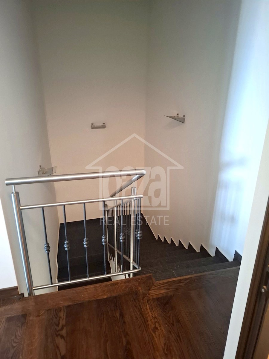 Flat For rent - PRIMORSKO-GORANSKA RIJEKA