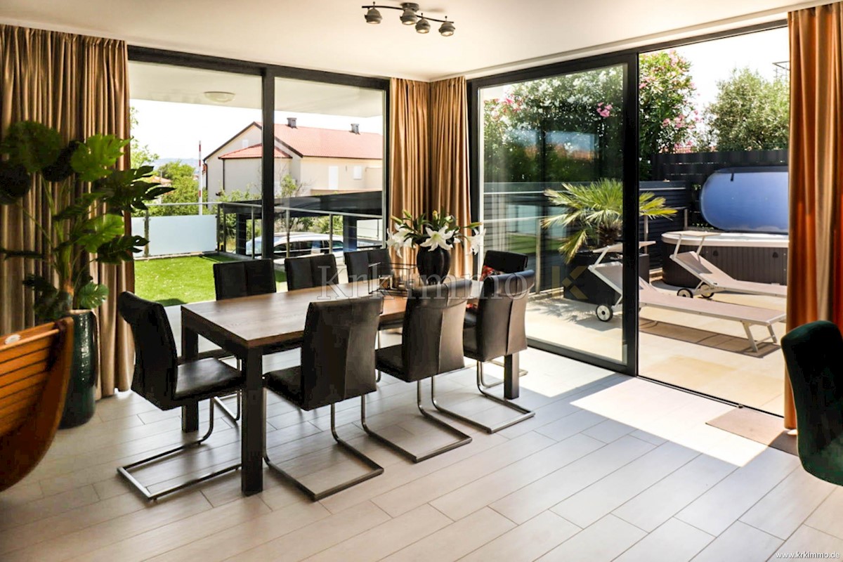 Apartmán Na predaj - PRIMORSKO-GORANSKA KRK