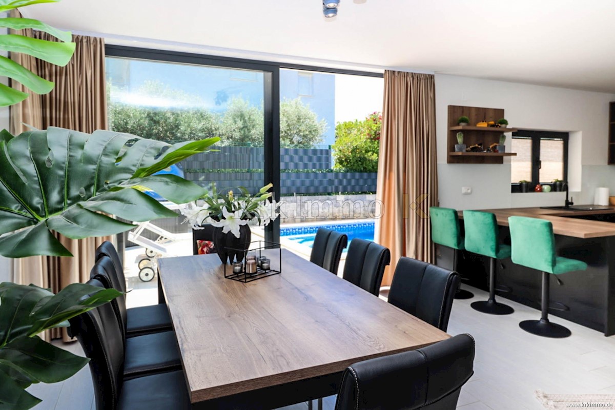 Apartmán Na predaj - PRIMORSKO-GORANSKA KRK