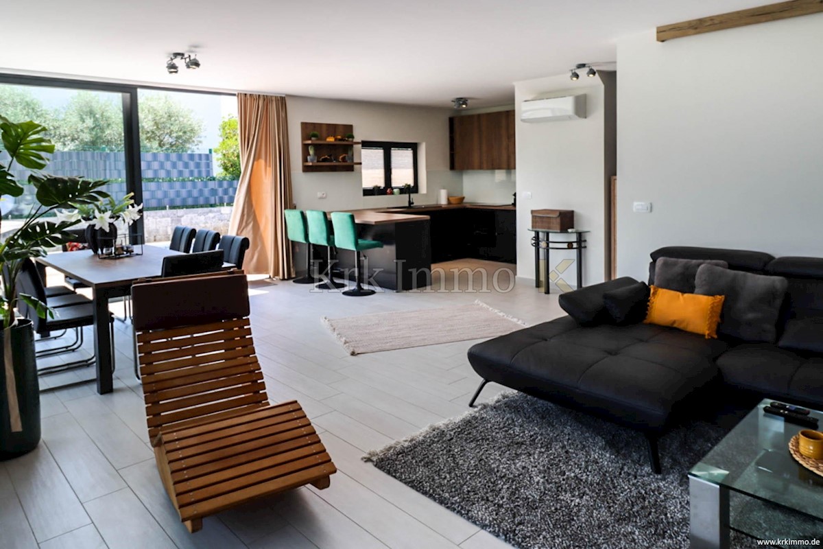 Apartmán Na predaj - PRIMORSKO-GORANSKA KRK