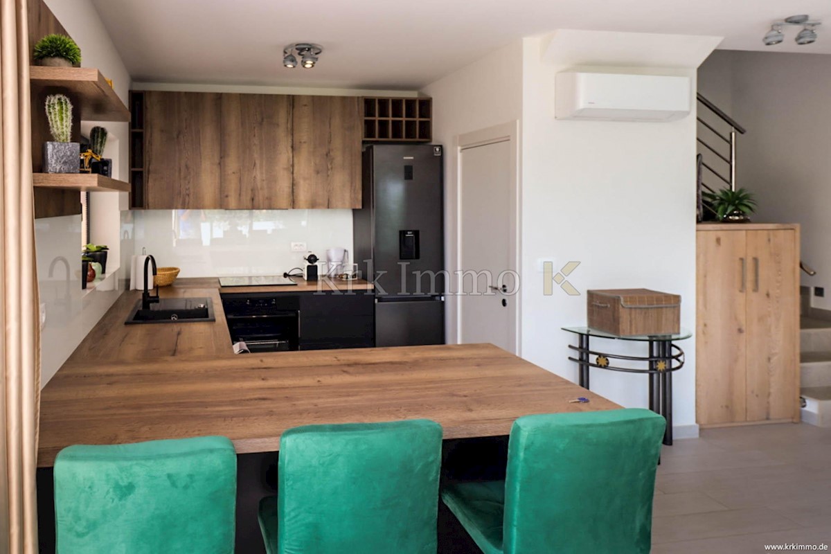 Apartmán Na predaj - PRIMORSKO-GORANSKA KRK