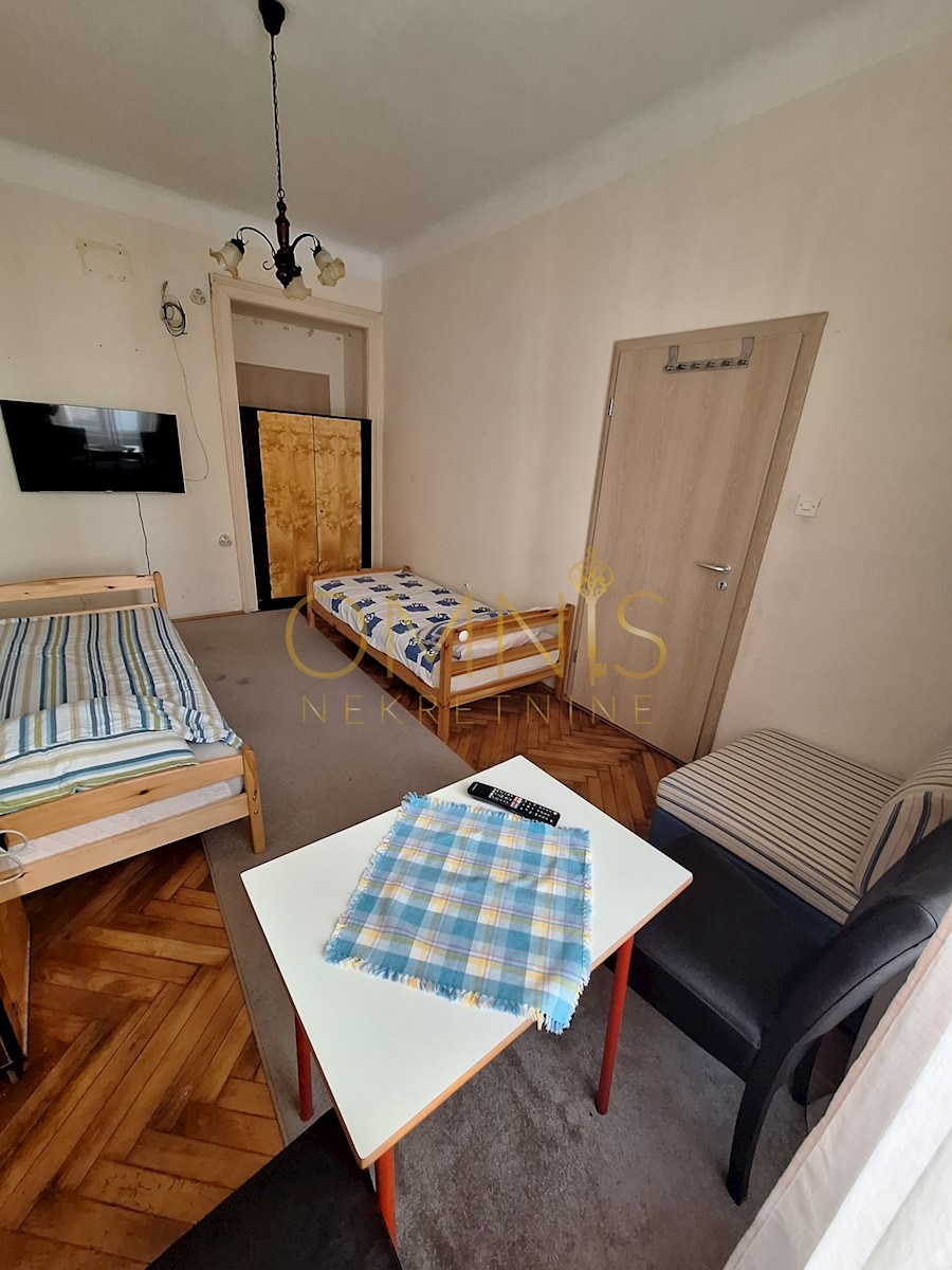 Flat For rent CENTAR-SUŠAK