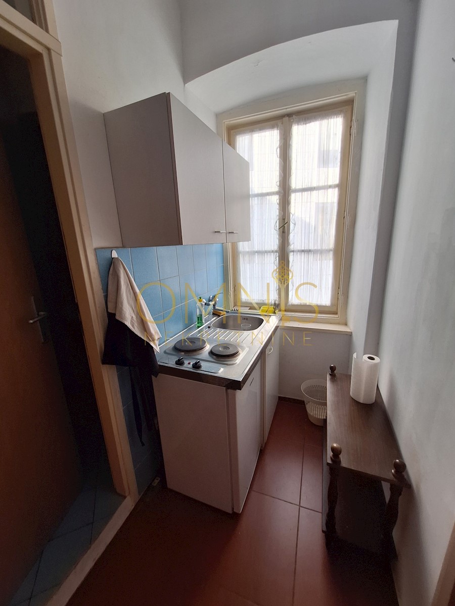 Flat For rent - PRIMORSKO-GORANSKA RIJEKA