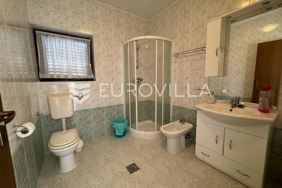 House For sale - SPLITSKO-DALMATINSKA SUPETAR