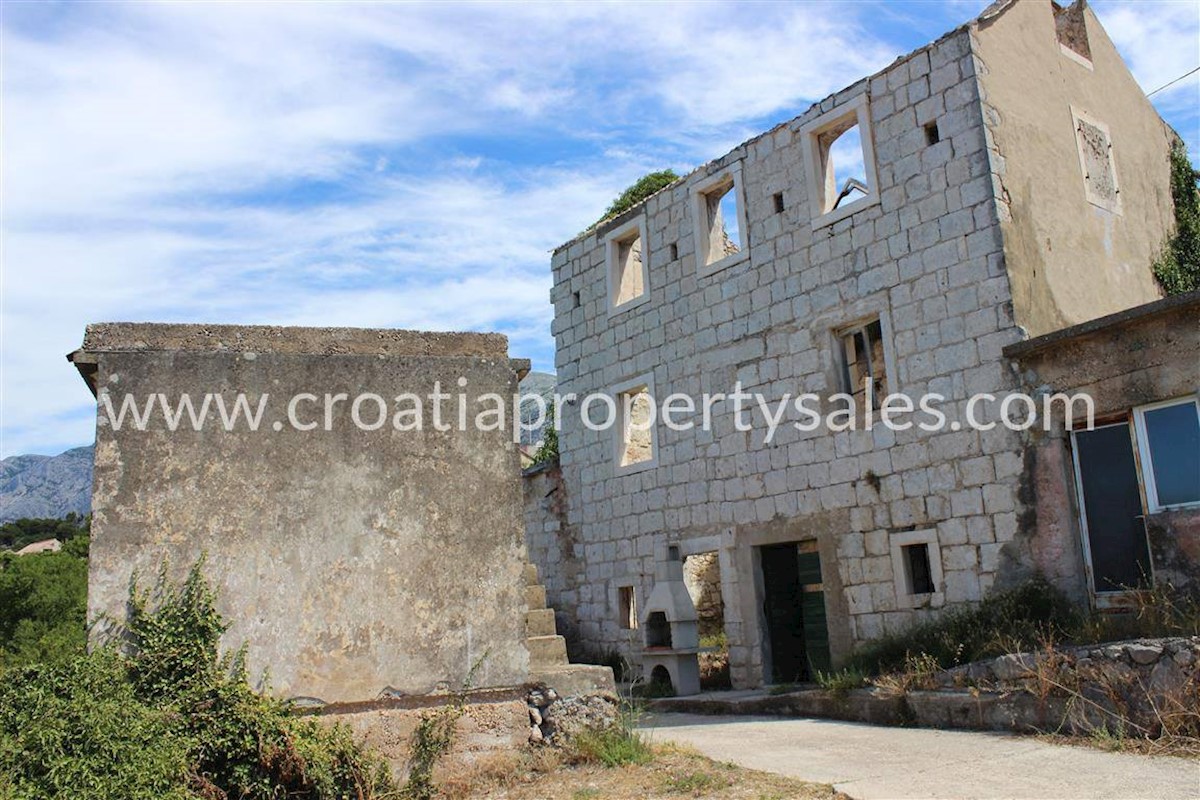 Casa In vendita - SPLITSKO-DALMATINSKA MAKARSKA