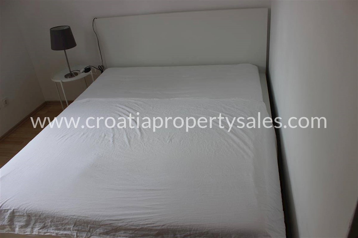 Apartment Zu verkaufen - SPLITSKO-DALMATINSKA OMIŠ