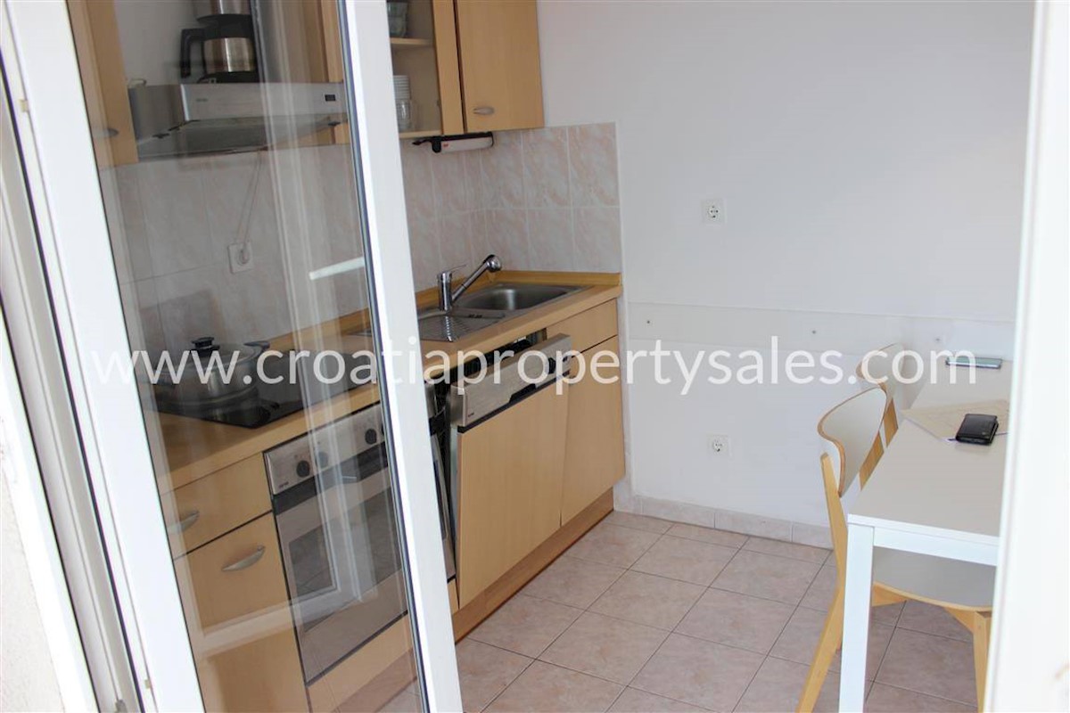 Apartment Zu verkaufen - SPLITSKO-DALMATINSKA OMIŠ