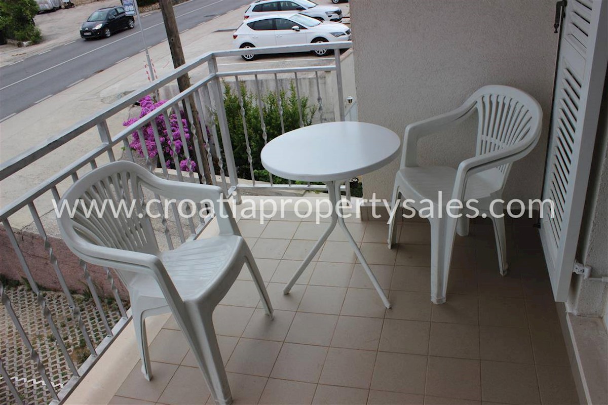 Apartment Zu verkaufen - SPLITSKO-DALMATINSKA OMIŠ