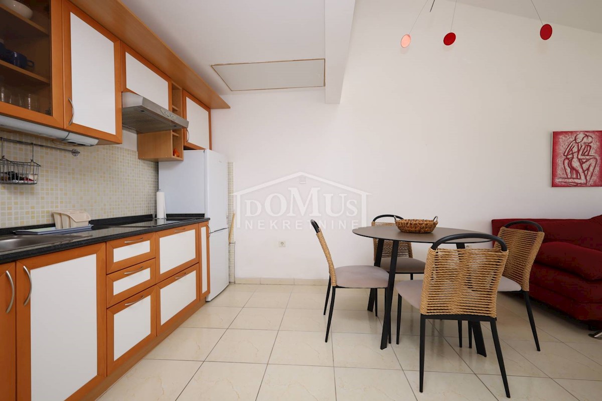 Apartma Na predaj - ŠIBENSKO-KNINSKA VODICE