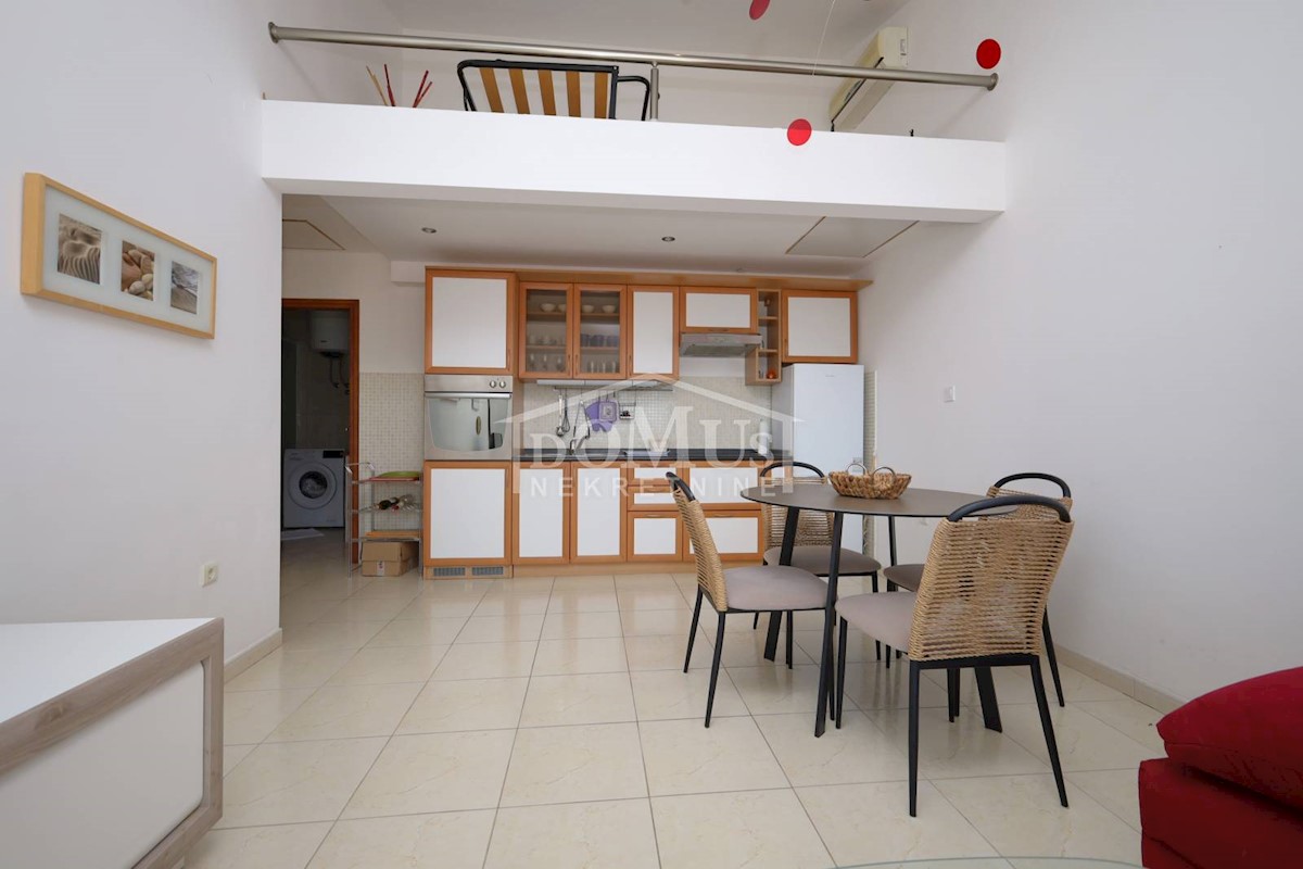 Apartma Na predaj - ŠIBENSKO-KNINSKA VODICE