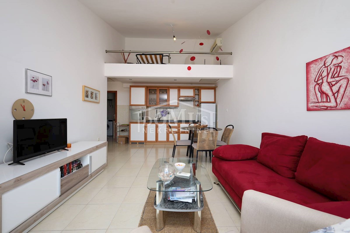 Apartma Na predaj - ŠIBENSKO-KNINSKA VODICE