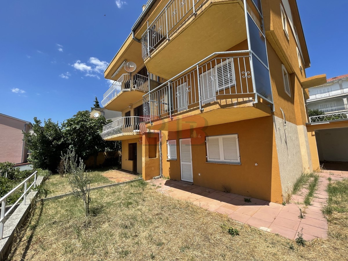 Apartma Na predaj - PRIMORSKO-GORANSKA CRIKVENICA