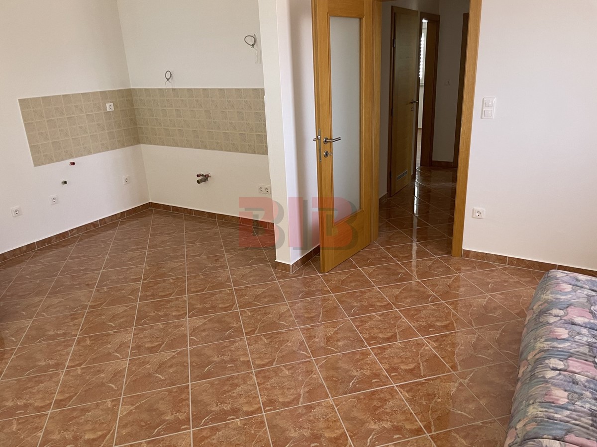 Apartma Na predaj - PRIMORSKO-GORANSKA CRIKVENICA