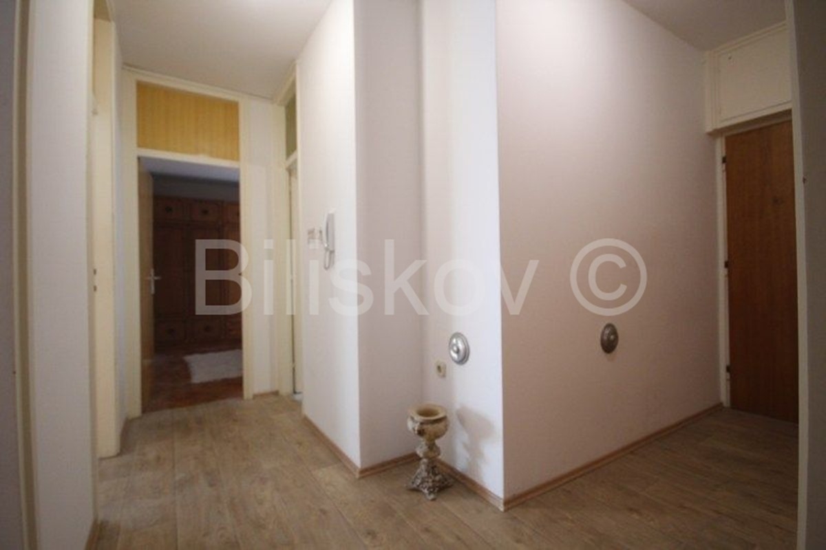 Apartmán Na predaj - SPLITSKO-DALMATINSKA SPLIT