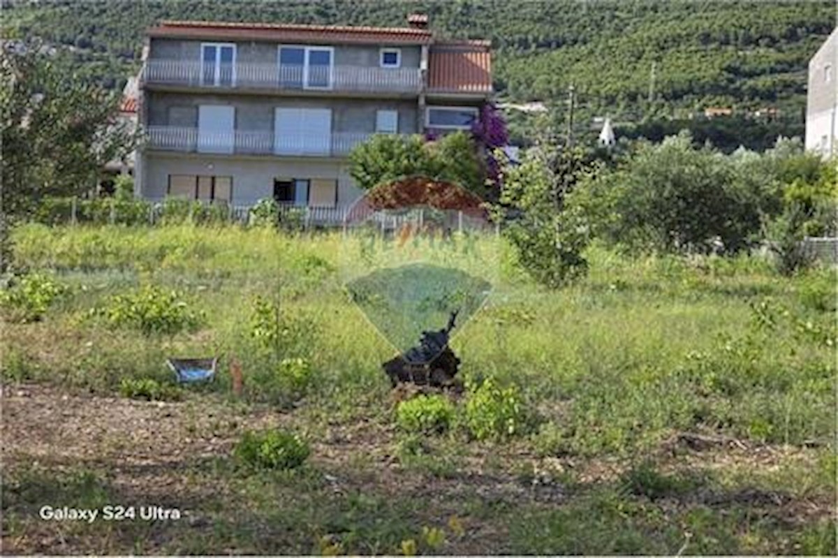 Parcela Na predaj - SPLITSKO-DALMATINSKA KAŠTELA