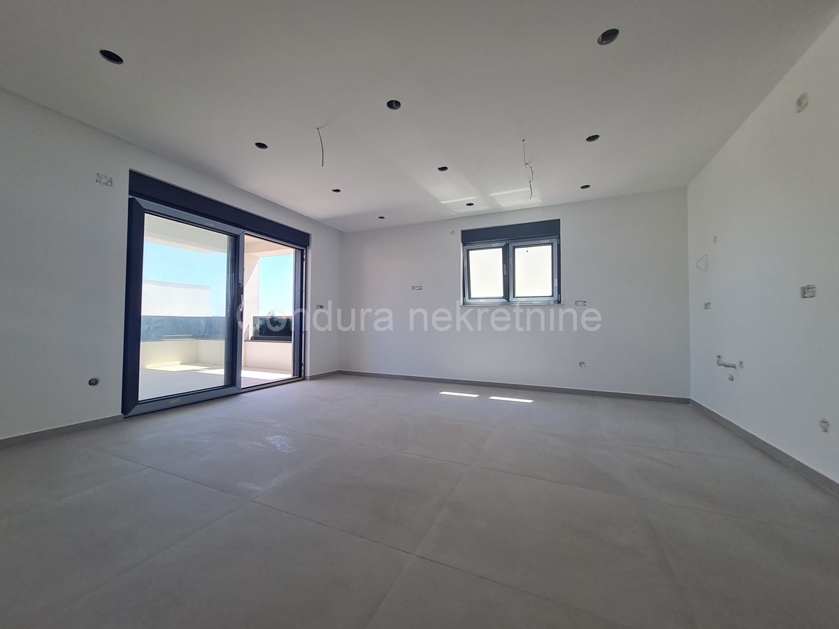 Flat For sale - ZADARSKA VIR