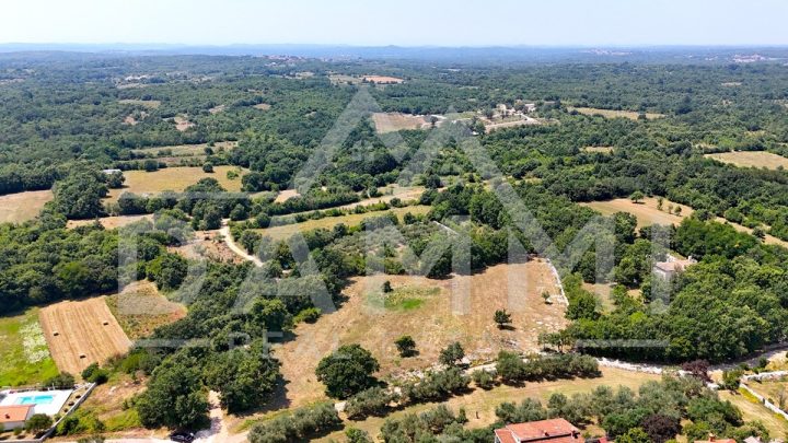Grundstück zu verkaufen 6852 m² – Kanfanar
